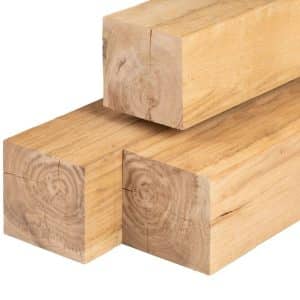 Eiken palen 250x250mm fijn gezaagd