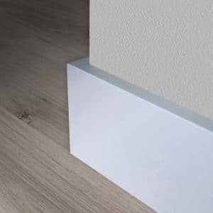 MDF plinten 18mm glad wit gegrond