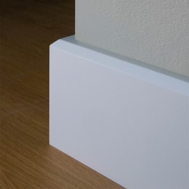 MDF plinten schuin 18mm wit gegrond
